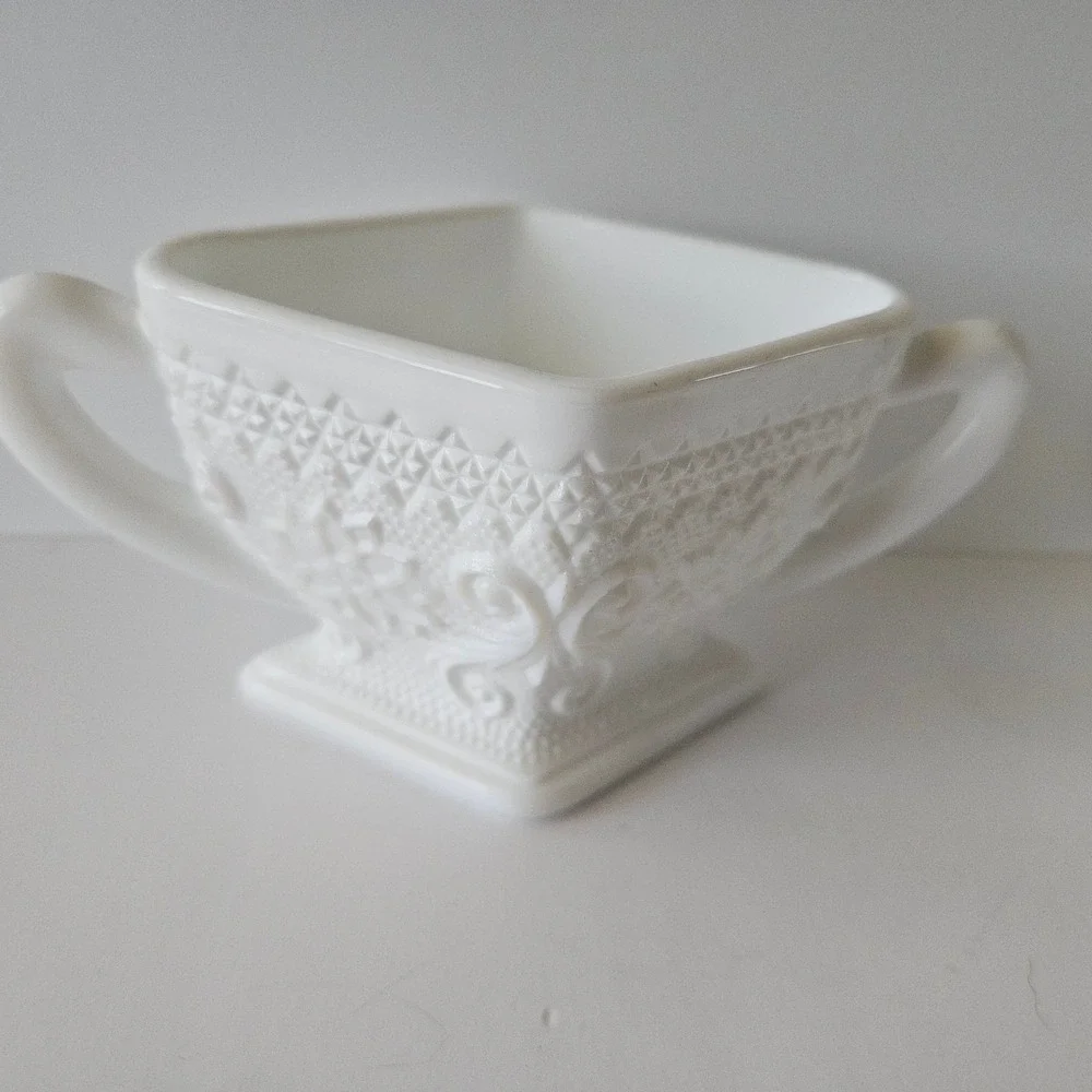 Vtg Indiana Milk Glass Tiara Cream and Sugar Set with Tray 